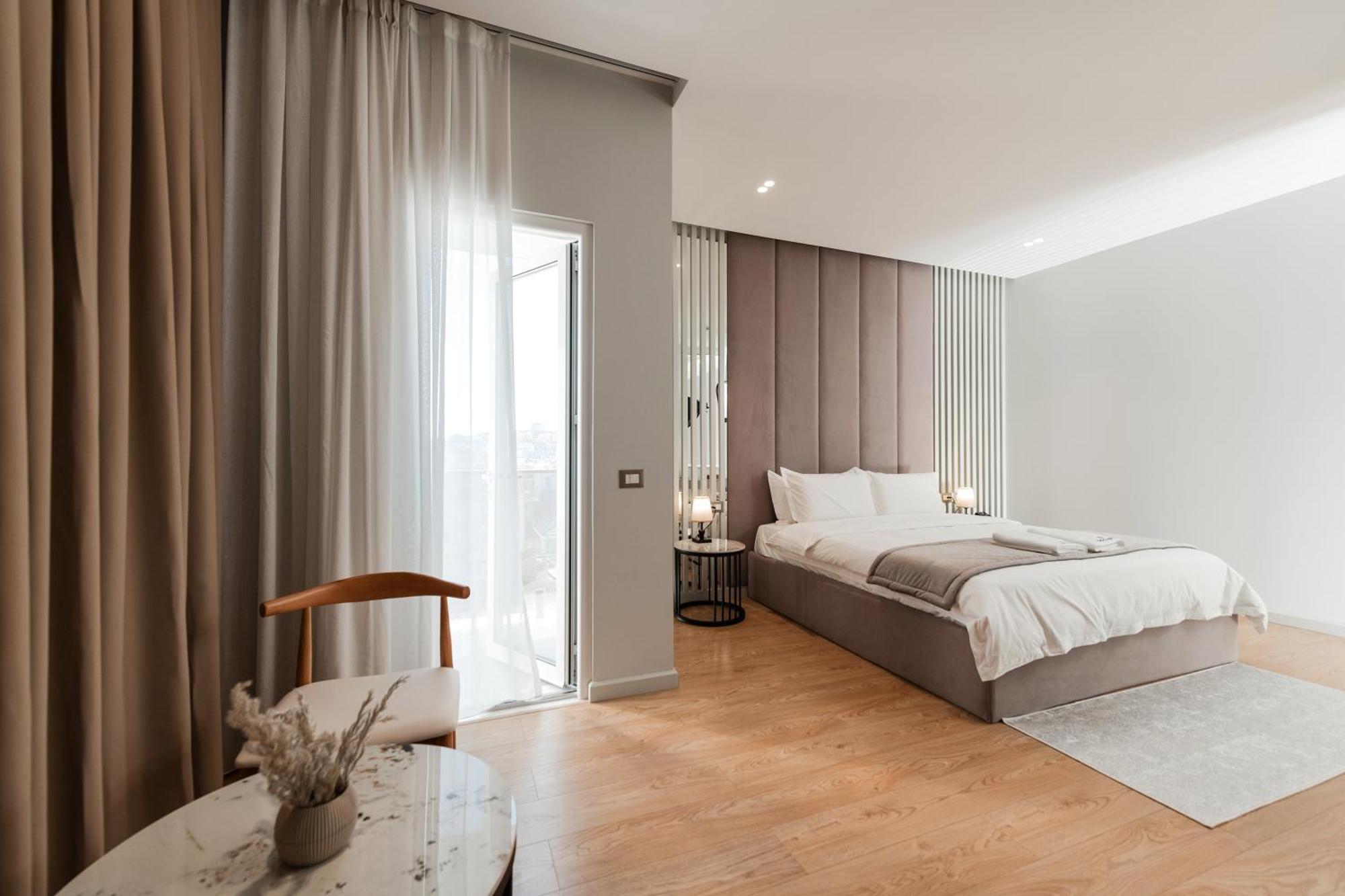Troci Hotel Kamez Bagian luar foto