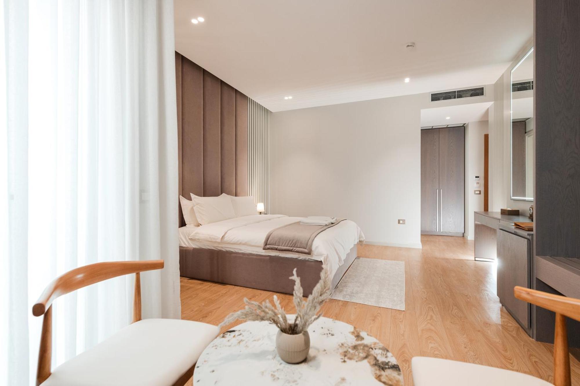 Troci Hotel Kamez Bagian luar foto