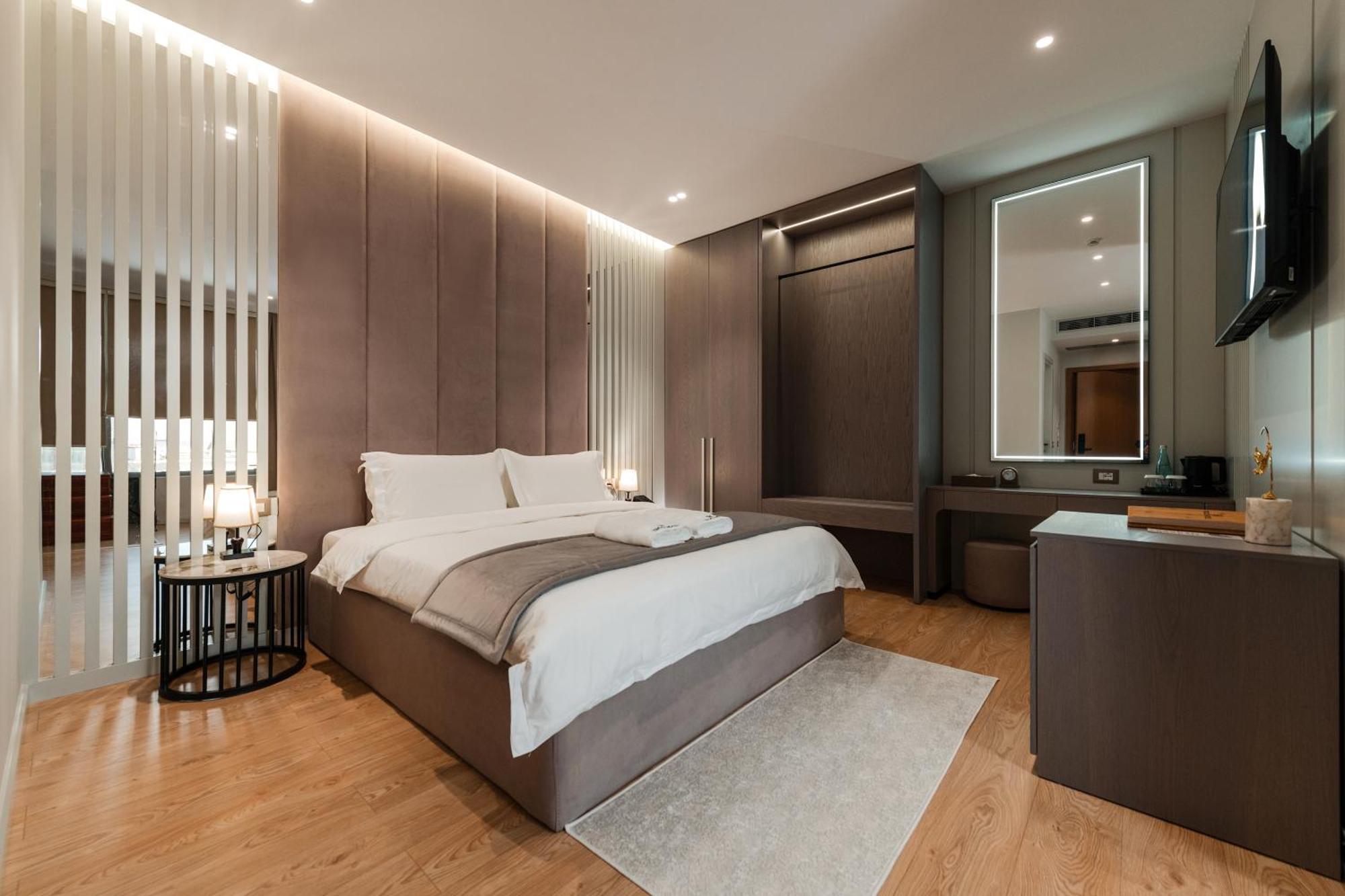Troci Hotel Kamez Bagian luar foto